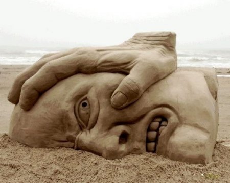 Скульптуры из песка (18 фото)