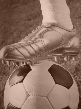 10 декабря: Всемирный день футбола