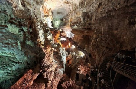 Самые удивительные пещеры мира